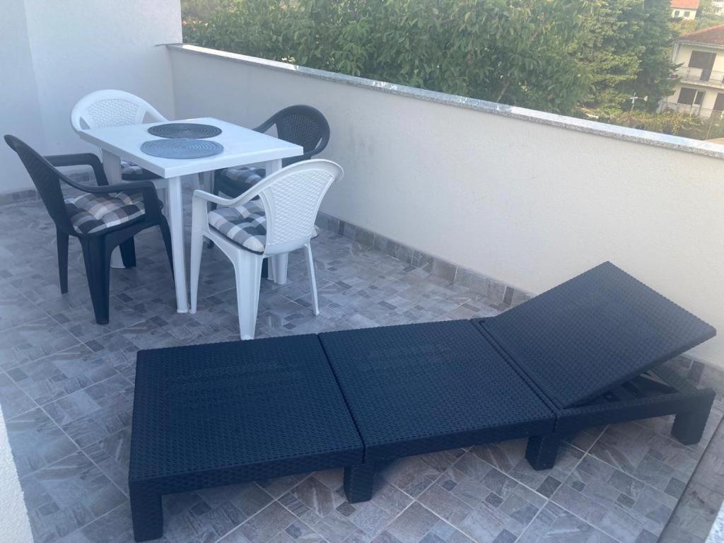 Sole Apartment Tisno