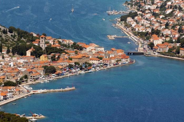 Sole Apartment Tisno