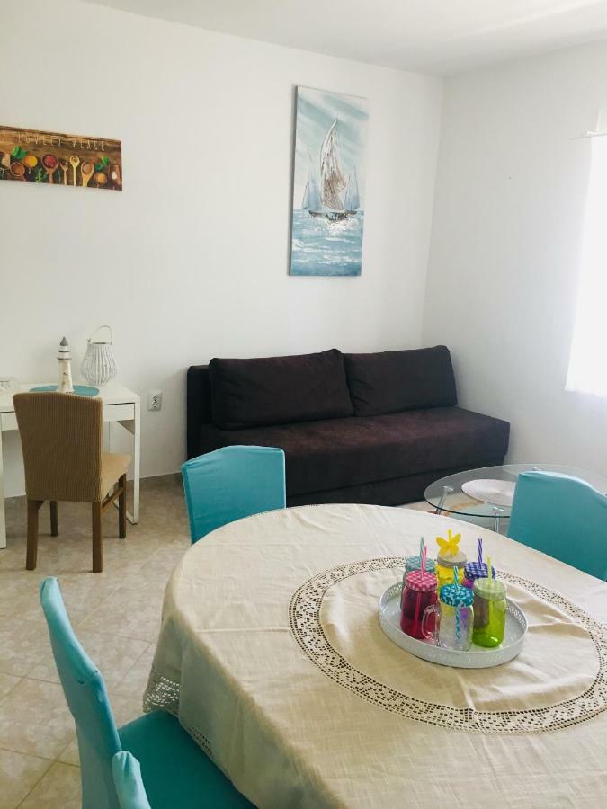 Apartment Sole Tisno