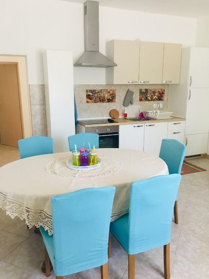 Sole Apartment Tisno